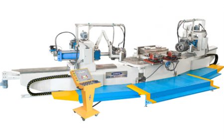 Universal stretch bending machine